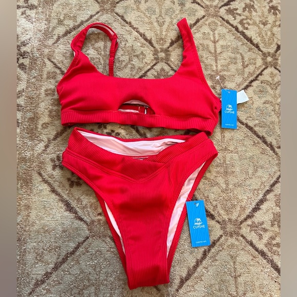 Cupshe Sensorial Spring Cut-Out Bikini Top & V-Waist Bottoms Set NWT - Picture 4 of 16